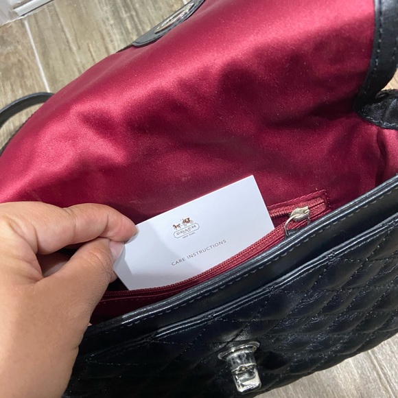 Coach purse - Picture 3 of 7